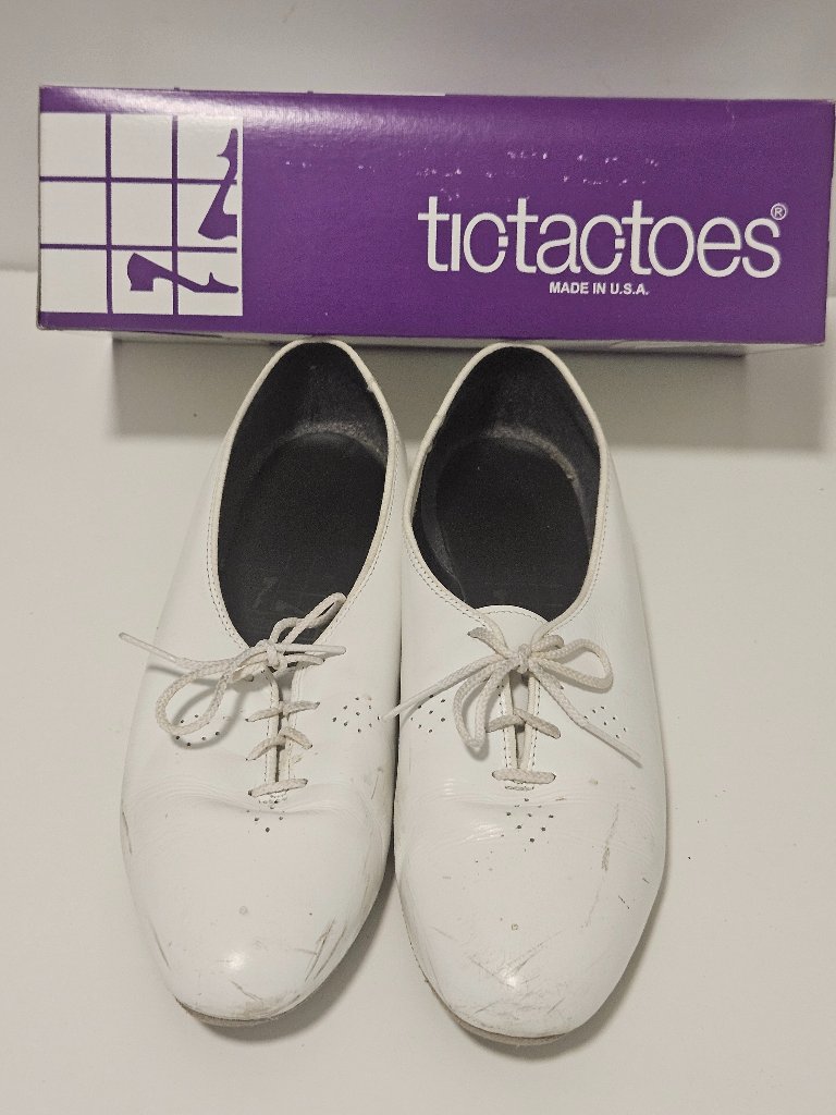Tictactoes White Dance Shoes, 9.5w